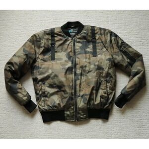 i5 Apparel Mens Camo Bomber Jacket American Flag Patch Green Small